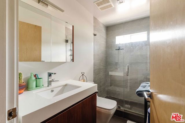4063 Huron Avenue, Culver City, CA 90232