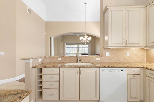 10 RIVER POINT DRIVE, Palm Coast, FL 32137