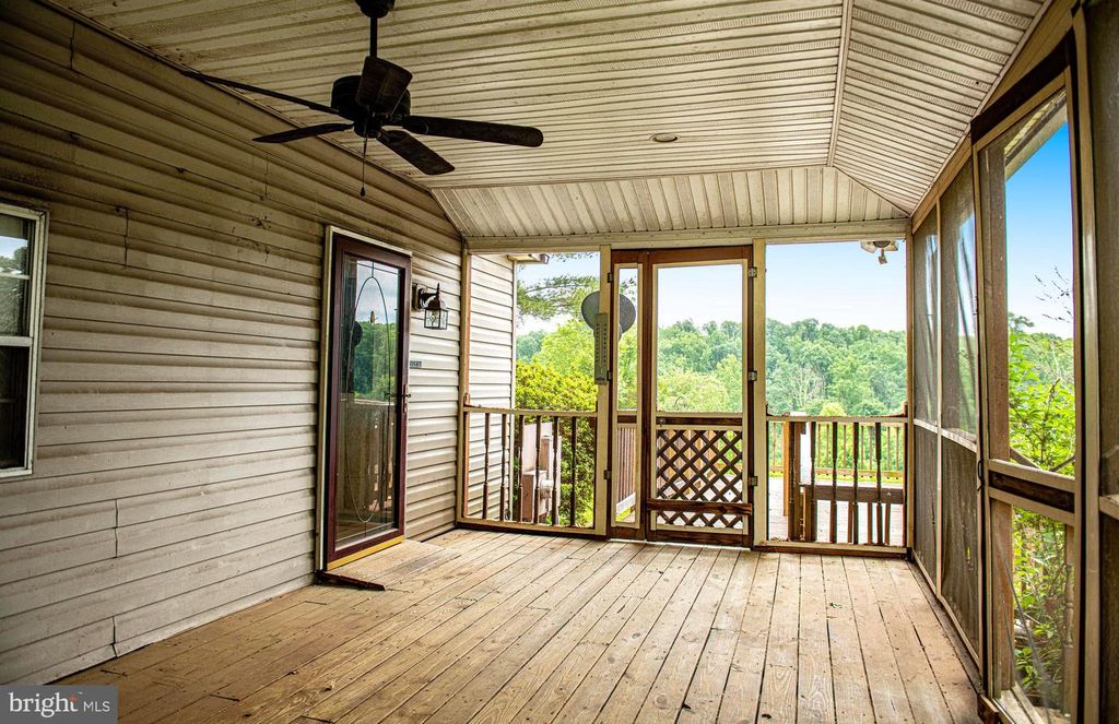 Image 23 of property listing at 3531 MILLER RD, Street, MD 21154