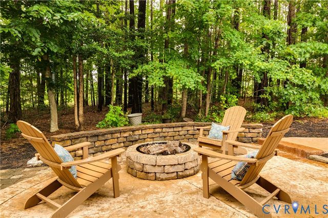 4907 Winding Branch Rd, Moseley, VA 23120