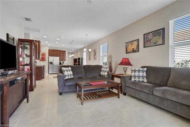 2112 Summersweet DR, Alva, FL 33920