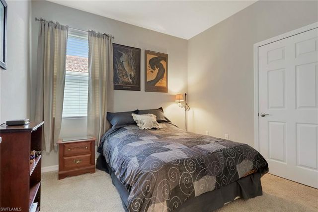 2112 Summersweet DR, Alva, FL 33920