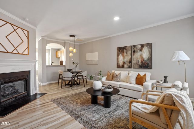 4307 Sugarbend Way, Raleigh, NC 27606