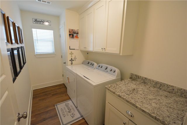 1497 Counts Avenue, Springdale, AR 72764