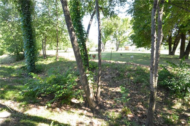 1497 Counts Avenue, Springdale, AR 72764