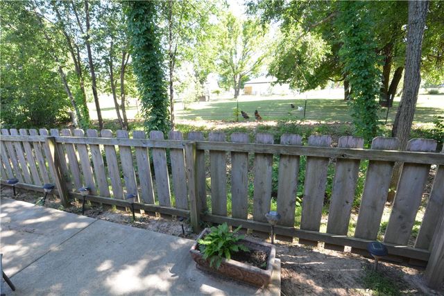 1497 Counts Avenue, Springdale, AR 72764
