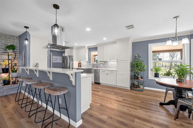 107 S Old Robinson Road, Robinson, TX 76706