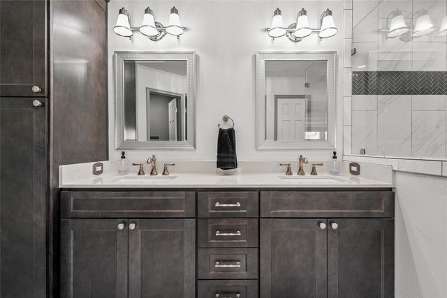 107 S Old Robinson Road, Robinson, TX 76706