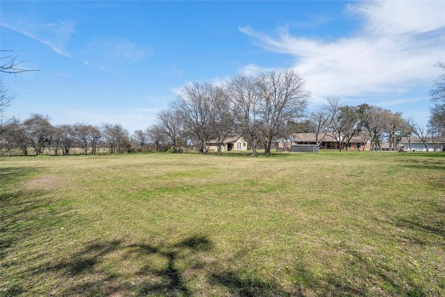 107 S Old Robinson Road, Robinson, TX 76706