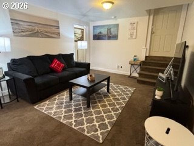9743 Se TENINO Ct, Happy Valley, OR 97086