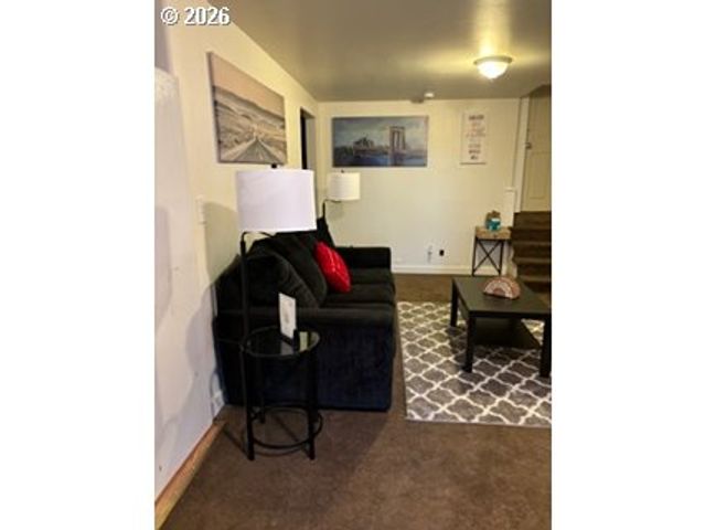 9743 Se TENINO Ct, Happy Valley, OR 97086