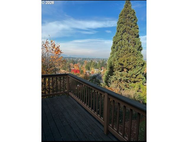9743 Se TENINO Ct, Happy Valley, OR 97086