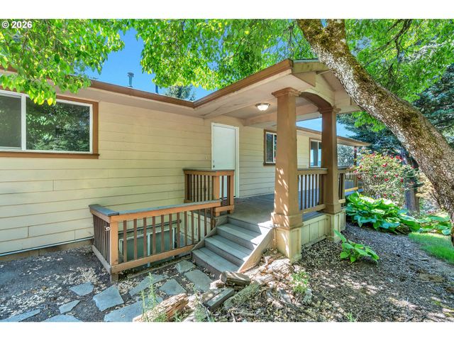 9743 Se TENINO Ct, Happy Valley, OR 97086