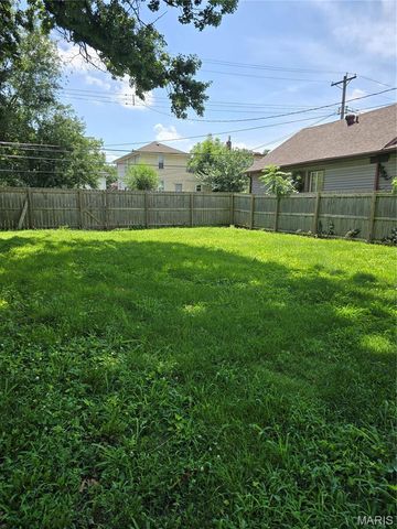 2424 Madison Avenue, Granite City, IL 62040