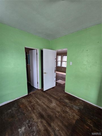 2424 Madison Avenue, Granite City, IL 62040