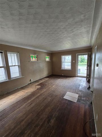 2424 Madison Avenue, Granite City, IL 62040