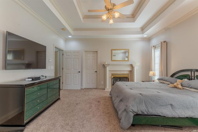 3233 Libbert Road, Newburgh, IN 47630