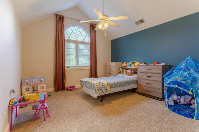 3233 Libbert Road, Newburgh, IN 47630