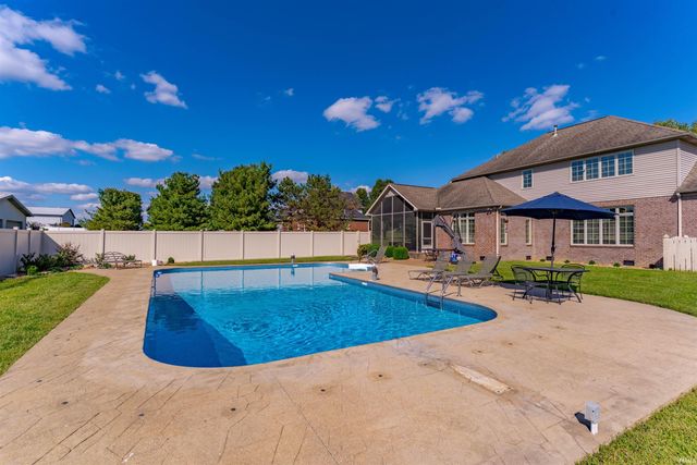 3233 Libbert Road, Newburgh, IN 47630