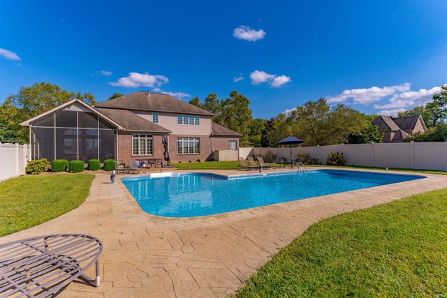 3233 Libbert Road, Newburgh, IN 47630