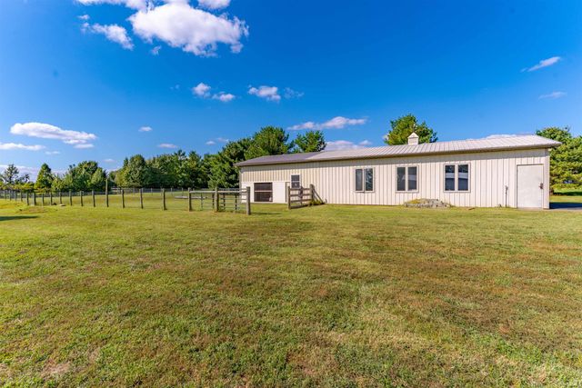 3233 Libbert Road, Newburgh, IN 47630