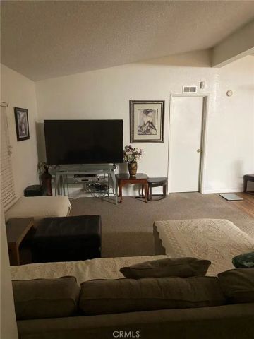 31928 Cinnabar, Castaic, CA 91384