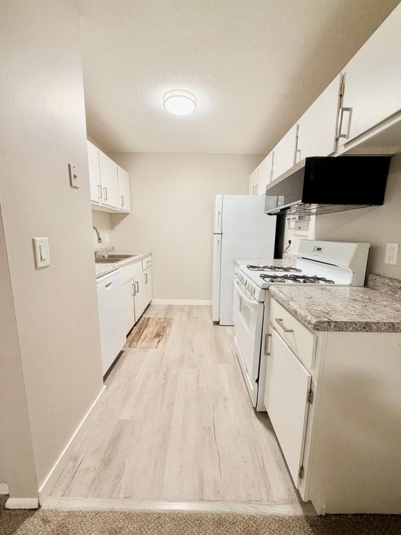 1601 N Innsbruck Drive 109, Fridley, MN 55432 — photo 2