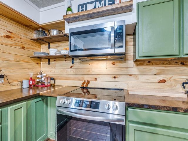 117 Olympic Drive, Moore, OK 73160
