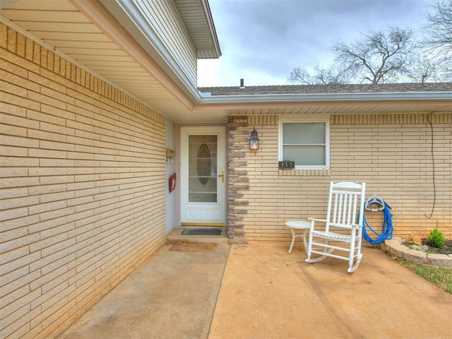 117 Olympic Drive, Moore, OK 73160