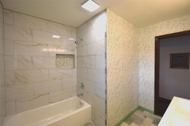 5602 Tallow Lane, Houston, TX 77021