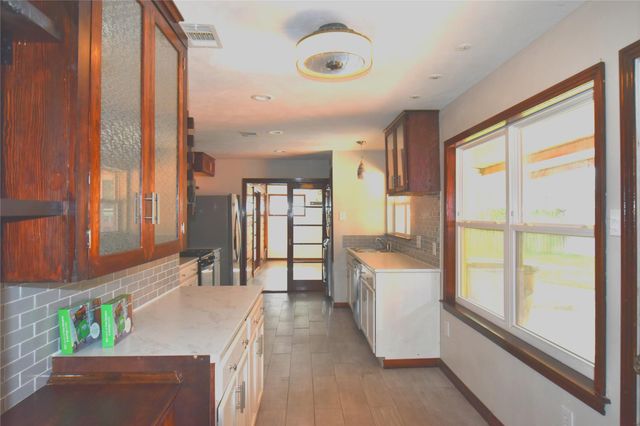 5602 Tallow Lane, Houston, TX 77021