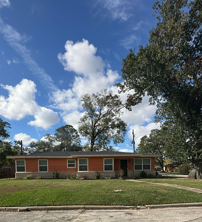 5602 Tallow Lane, Houston, TX 77021