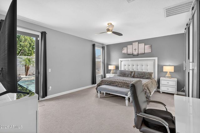 696 W WELSH BLACK Trail, San Tan Valley, AZ 85143