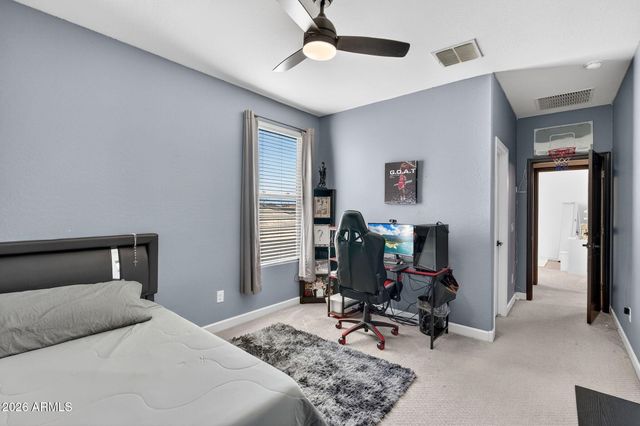 696 W WELSH BLACK Trail, San Tan Valley, AZ 85143