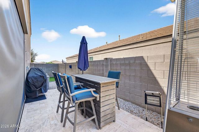 696 W WELSH BLACK Trail, San Tan Valley, AZ 85143