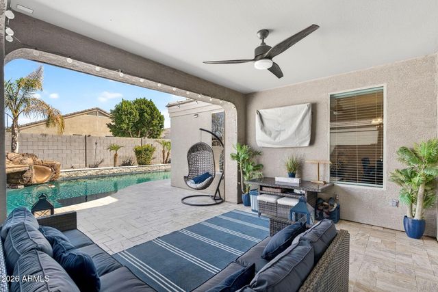 696 W WELSH BLACK Trail, San Tan Valley, AZ 85143