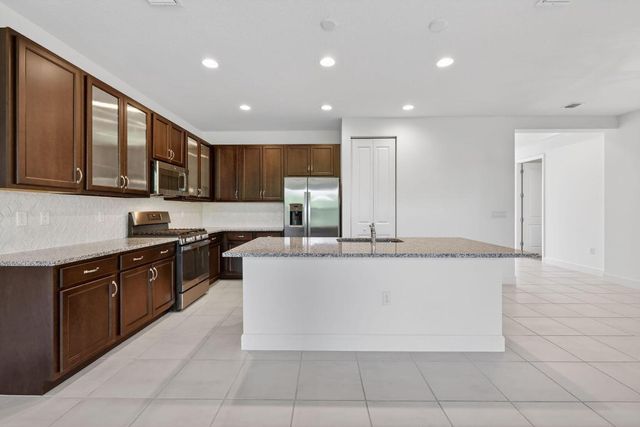 15673 SW Egret Coast Dr, Port St Lucie, FL 34987