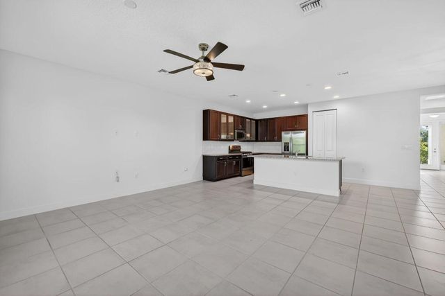 15673 SW Egret Coast Dr, Port St Lucie, FL 34987