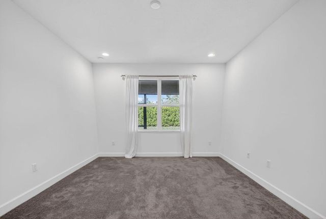 15673 SW Egret Coast Dr, Port St Lucie, FL 34987