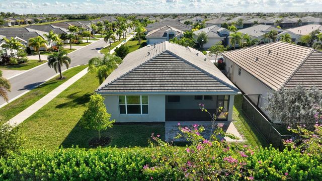 15673 SW Egret Coast Dr, Port St Lucie, FL 34987