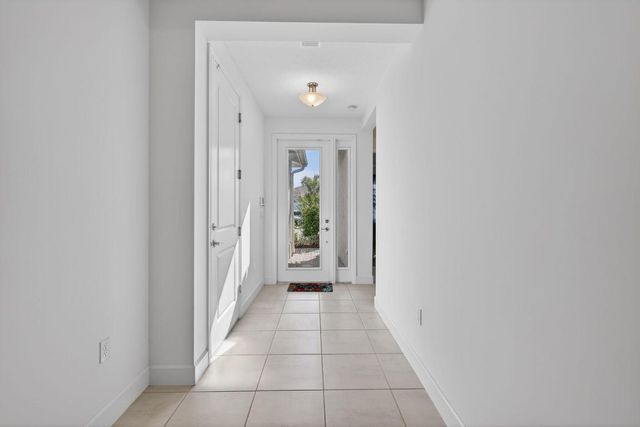 15673 SW Egret Coast Dr, Port St Lucie, FL 34987