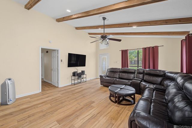 7506 Debit Dr, Baton Rouge, LA 70817