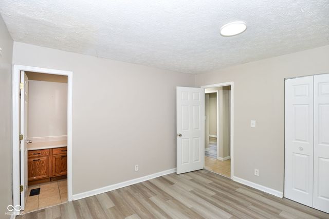9226 Rochelle Drive, Indianapolis, IN 46235