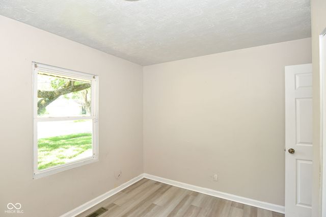 9226 Rochelle Drive, Indianapolis, IN 46235