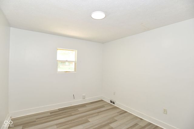 9226 Rochelle Drive, Indianapolis, IN 46235