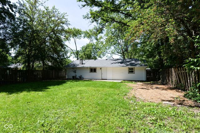 9226 Rochelle Drive, Indianapolis, IN 46235