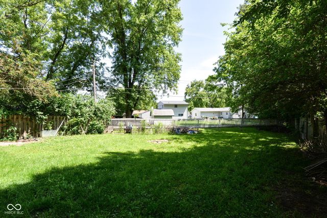 9226 Rochelle Drive, Indianapolis, IN 46235