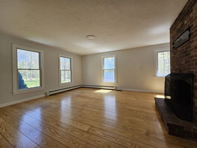 2 Sea Pines Ln, Sandwich, MA 02563
