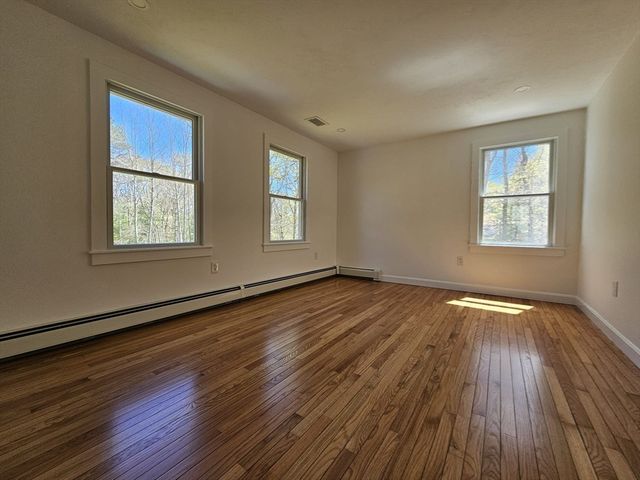2 Sea Pines Ln, Sandwich, MA 02563