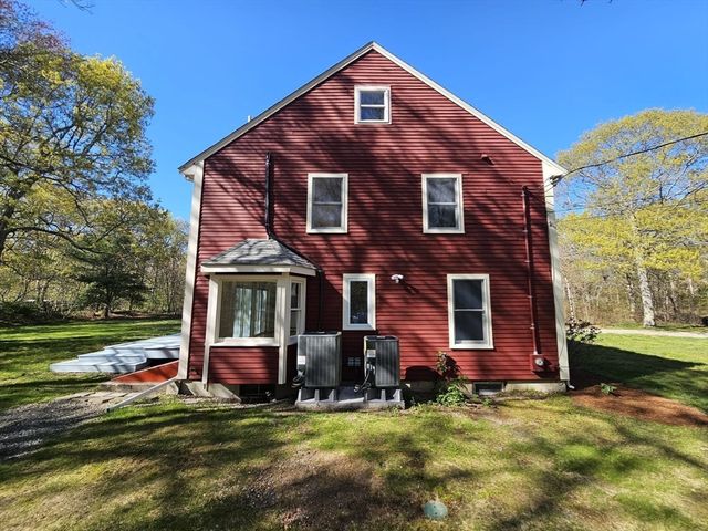 2 Sea Pines Ln, Sandwich, MA 02563